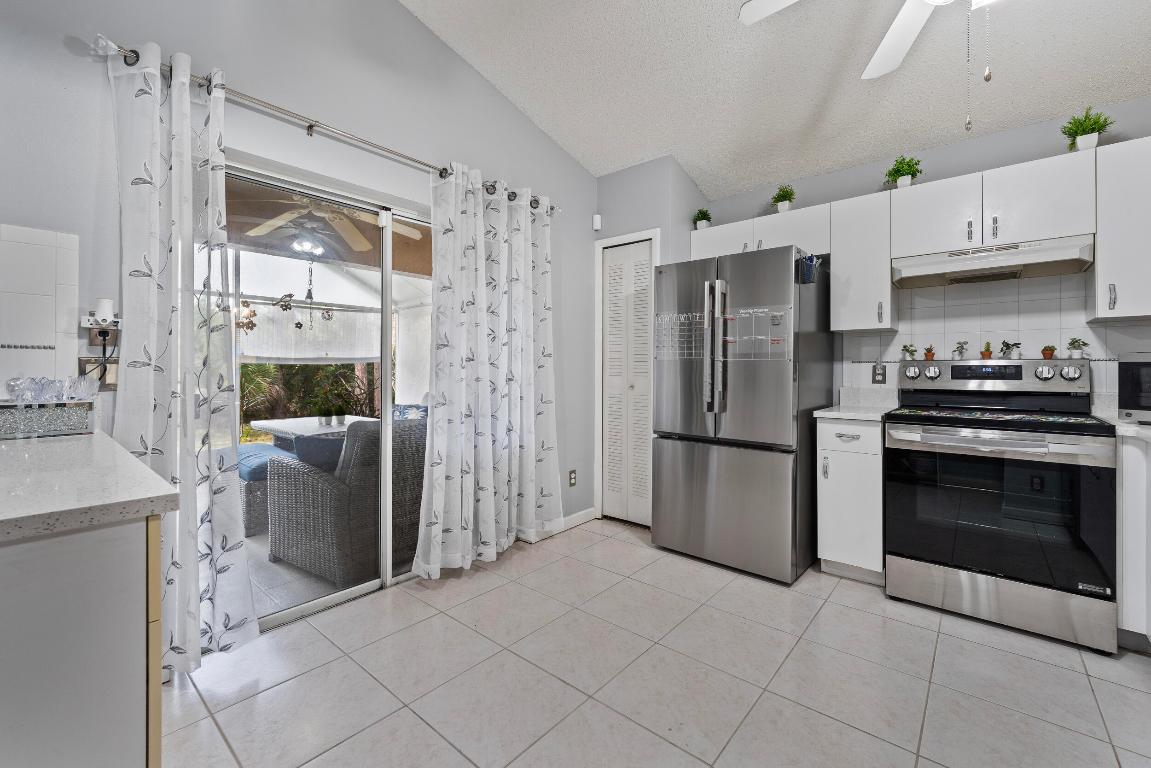 KINGS ISLE PHASE III - Residential