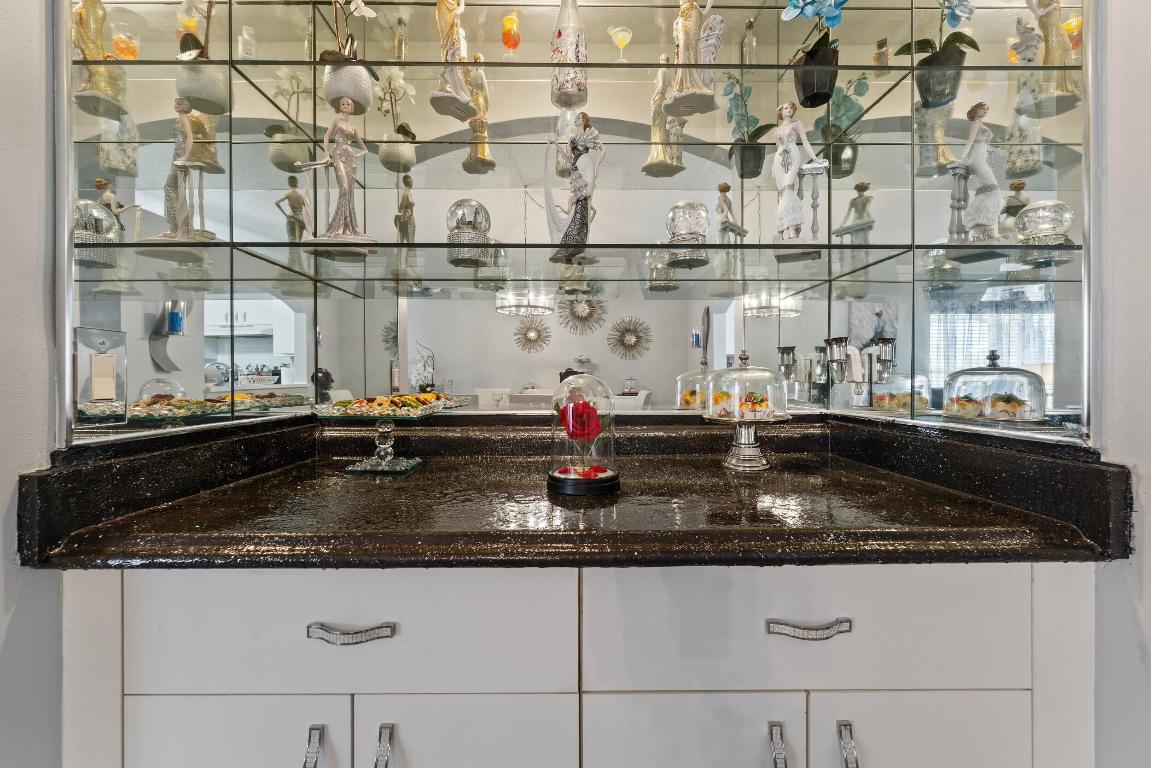 KINGS ISLE PHASE III - Residential