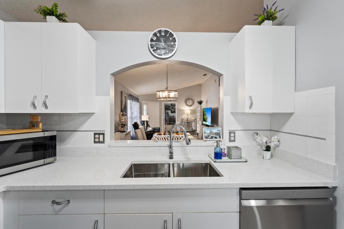 KINGS ISLE PHASE III - Residential