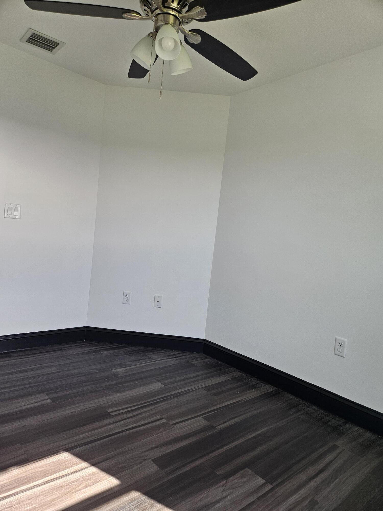 KINGS BAY - Residential