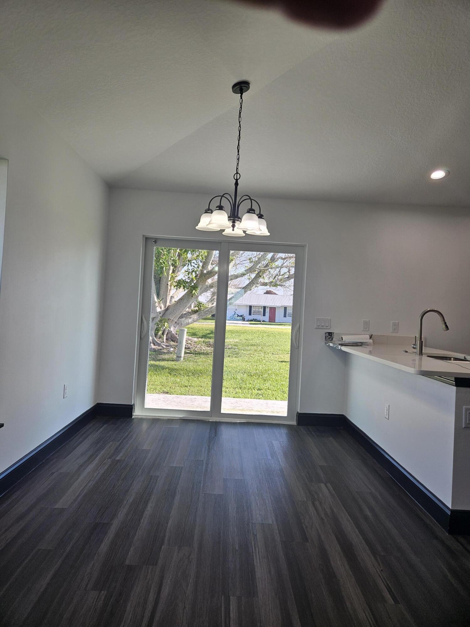 KINGS BAY - Residential