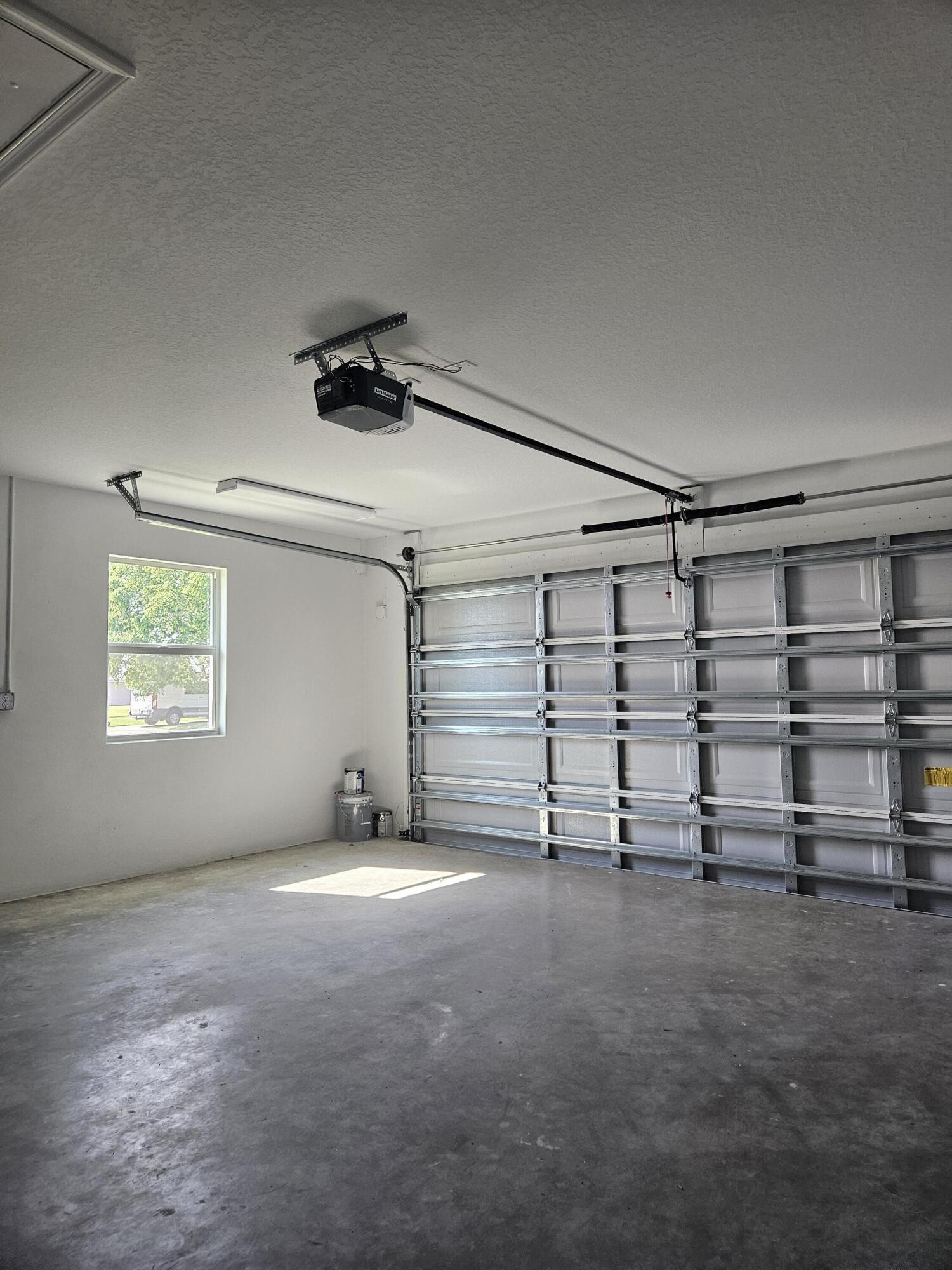 KINGS BAY - Residential