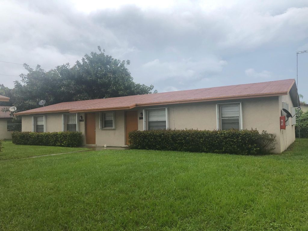 Photo of 2176 S Haverhill Road #2190, West Palm Beach, FL 33415 (MLS # B26000129)