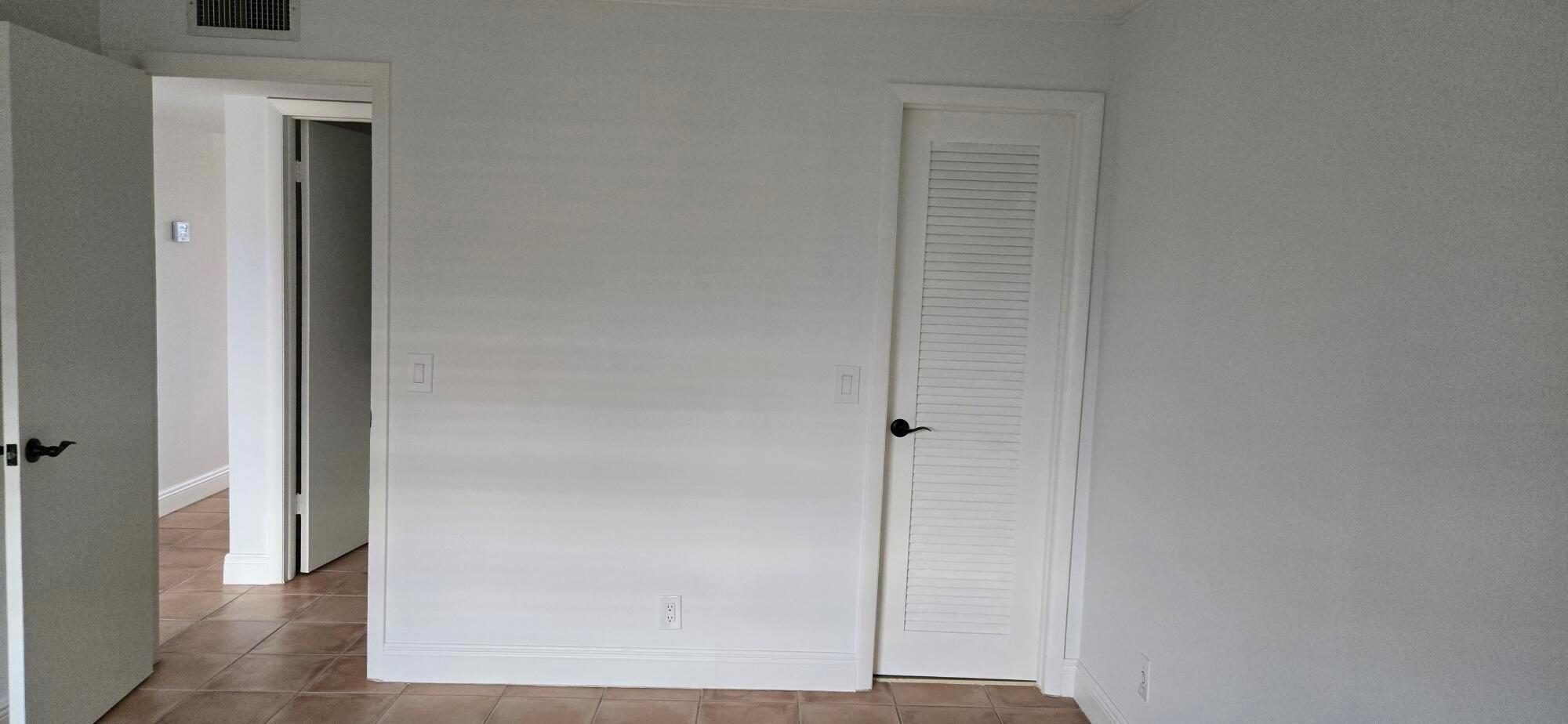 KINGS POINT BURGUNDY COND - Residential