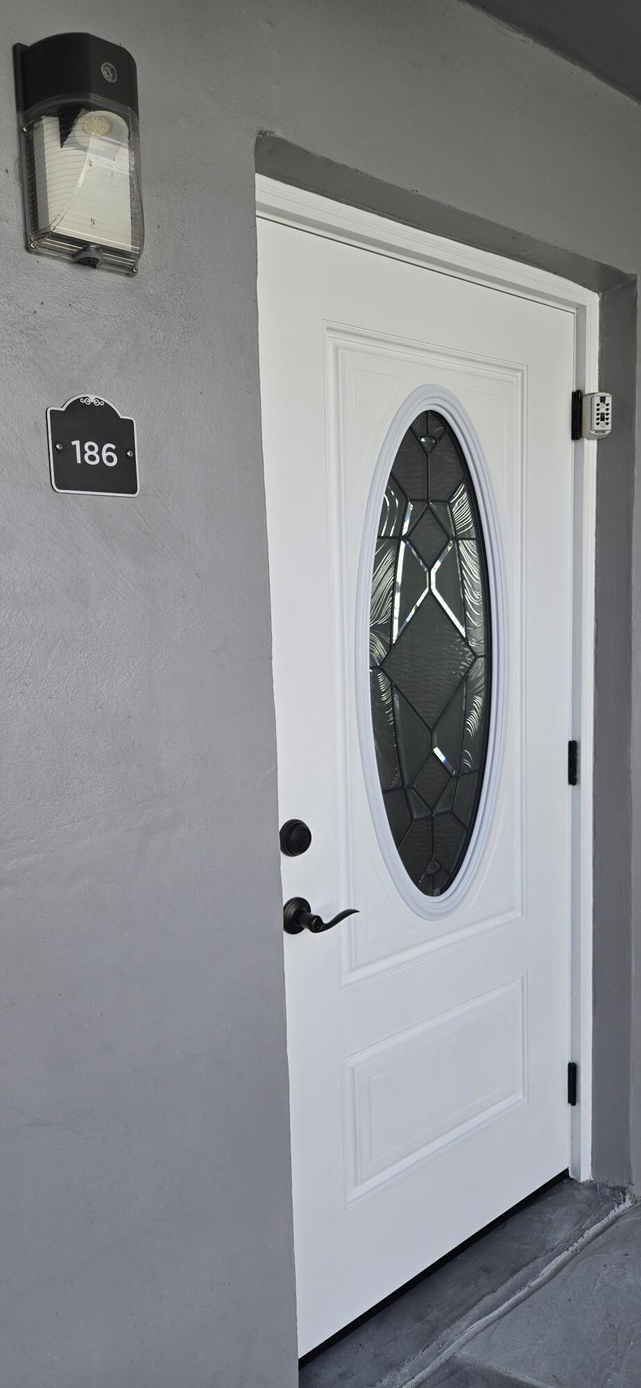 View photos, virtual tours, details... 186 Burgundy D