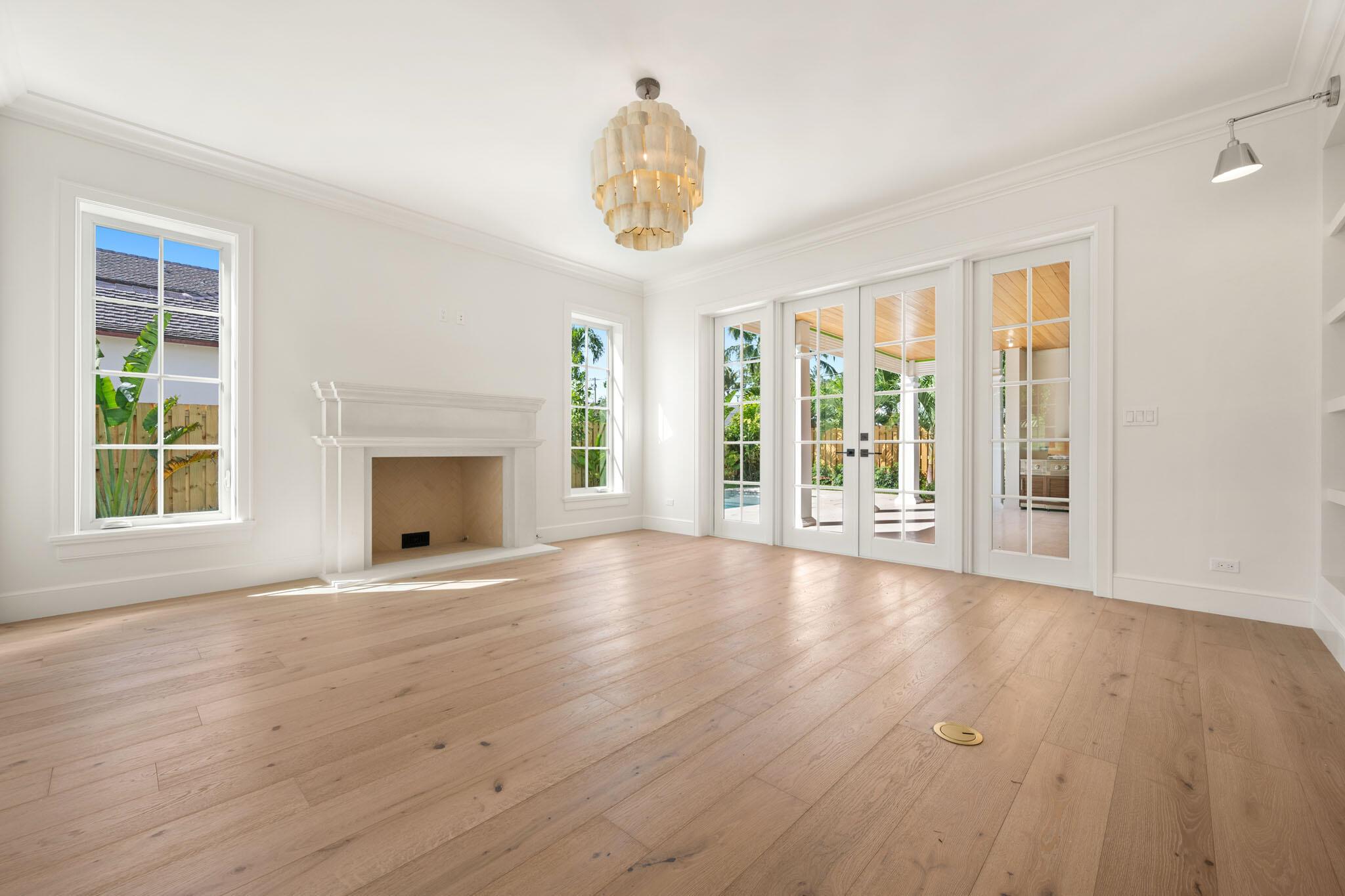 EL CID COURT - Residential