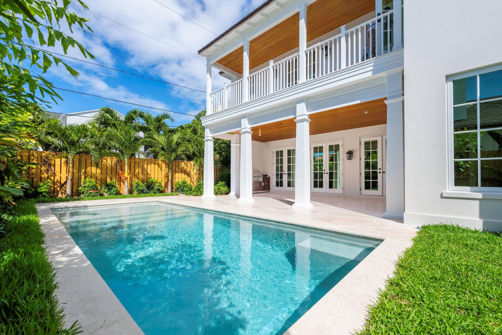 EL CID COURT - Residential