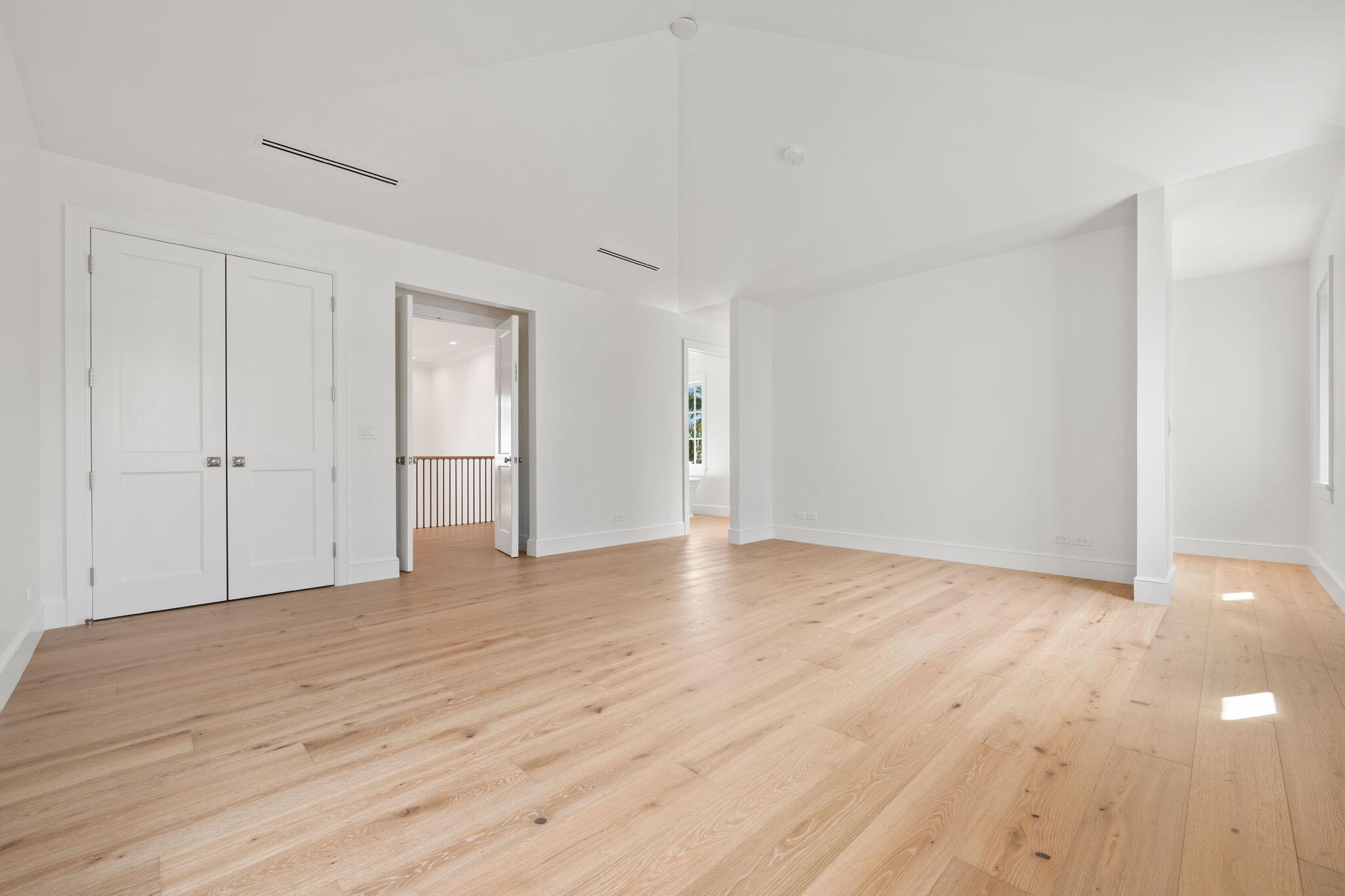 EL CID COURT - Residential