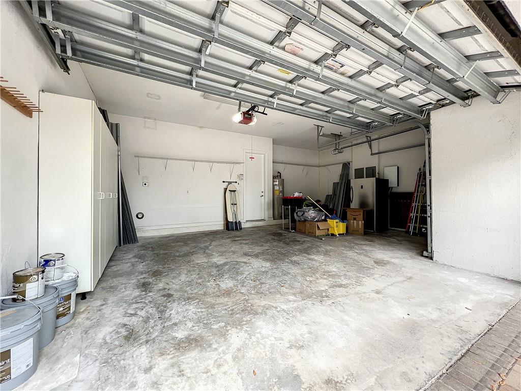 The Estates - Residential Lease