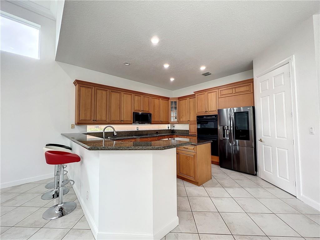 The Estates - Residential Lease