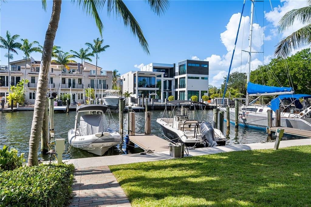 Rio Villas of Coral Ridge - Residential