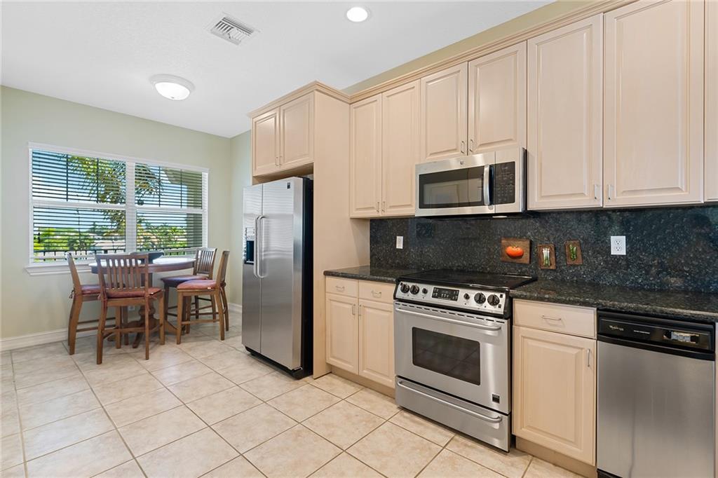 Rio Villas of Coral Ridge - Residential