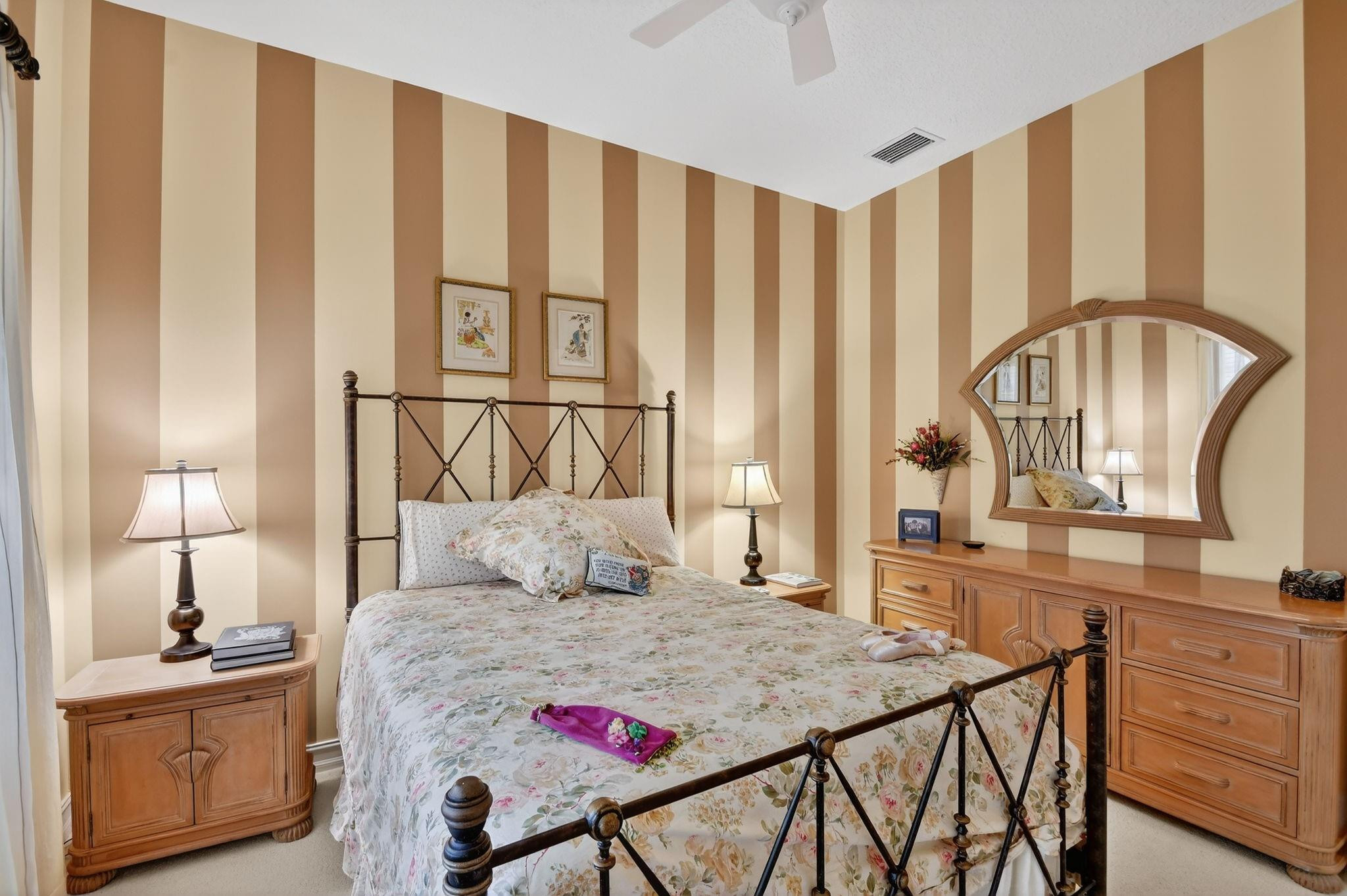 Valencia Shores 02 - Residential