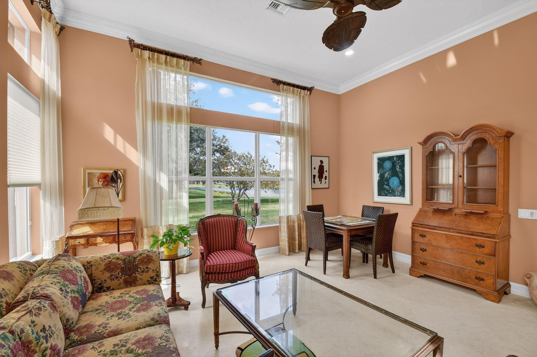 Valencia Shores 02 - Residential