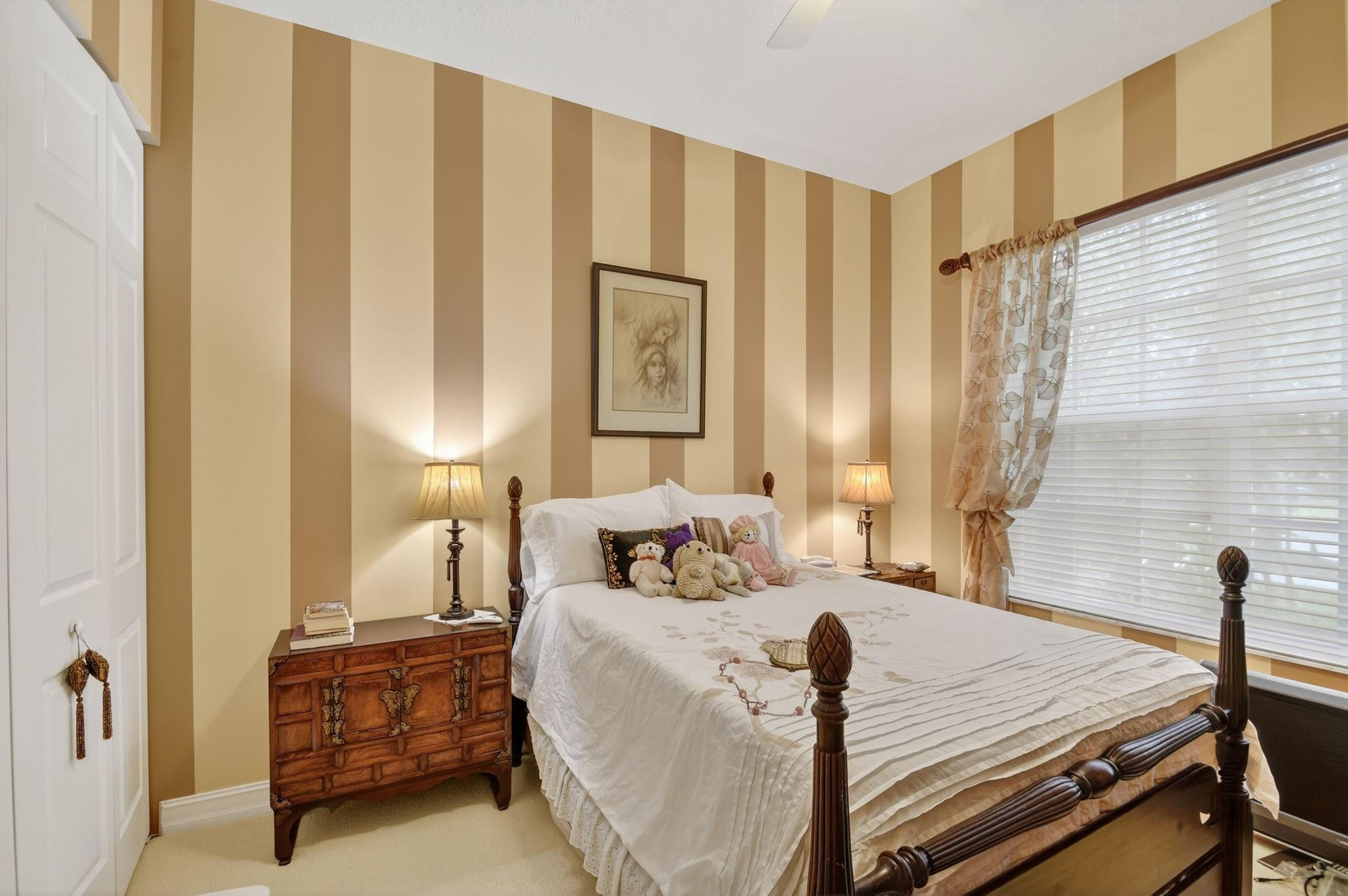Valencia Shores 02 - Residential