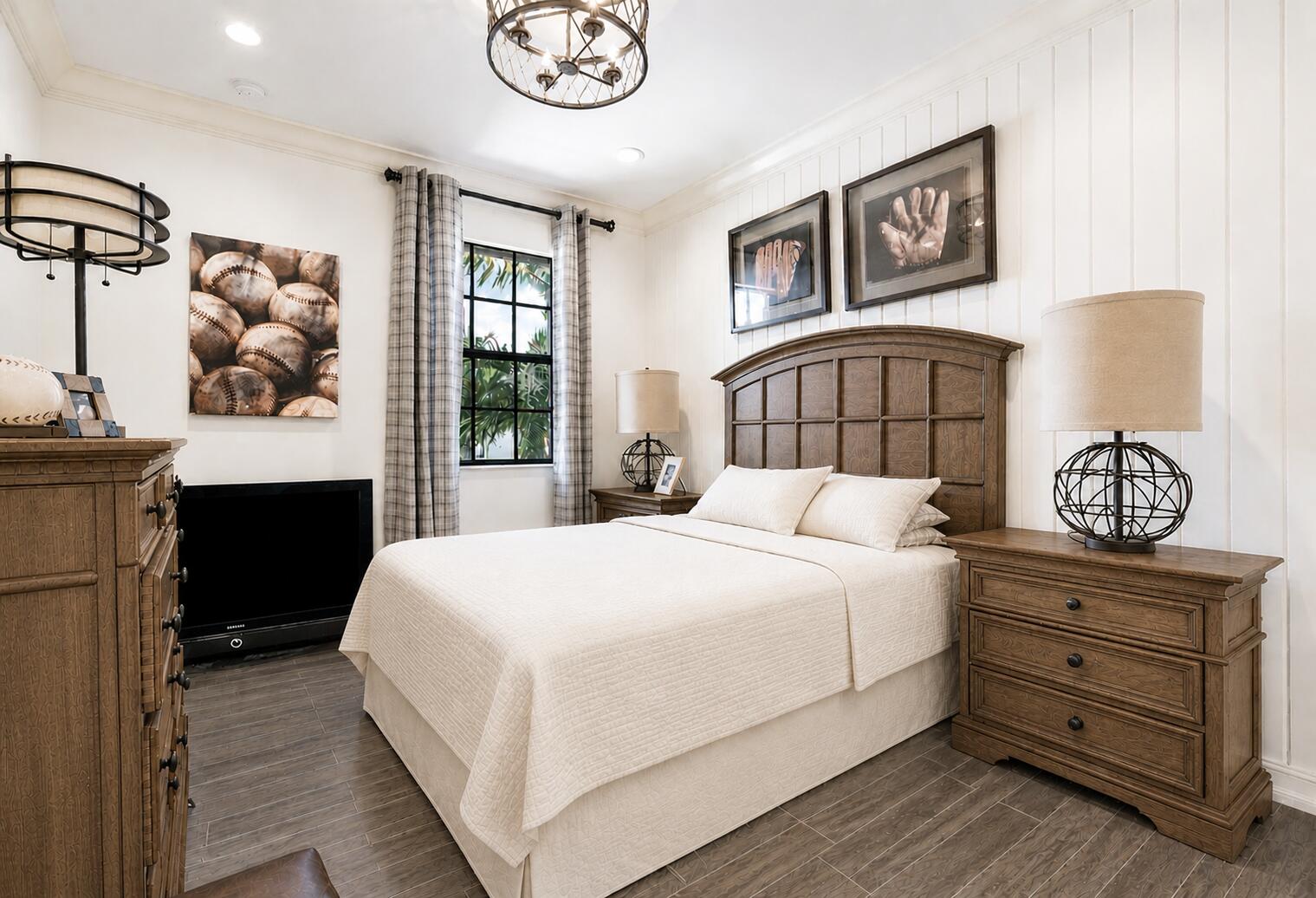PALM MEADOWS ESTATES - Residential