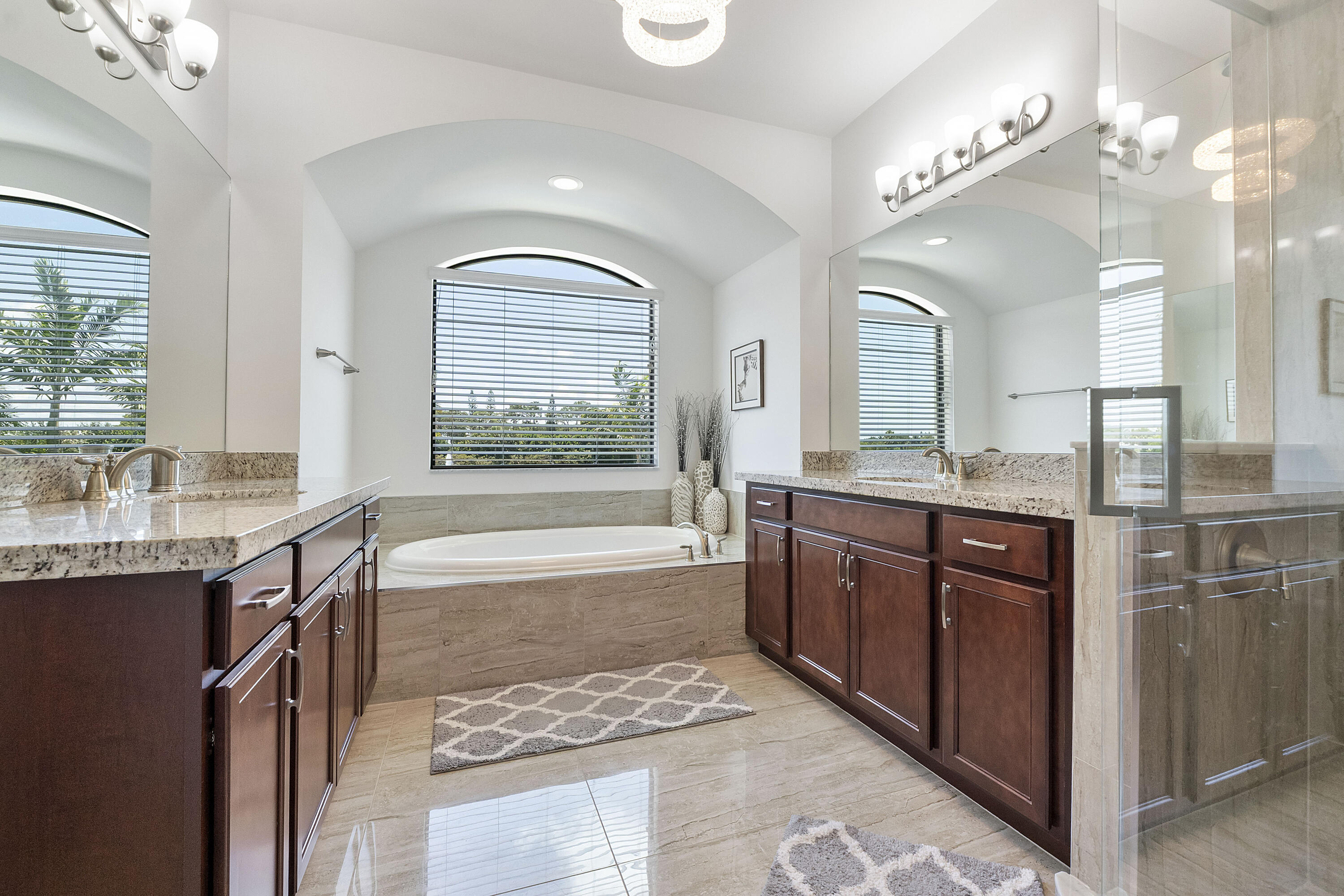 PALM MEADOWS ESTATES - Residential