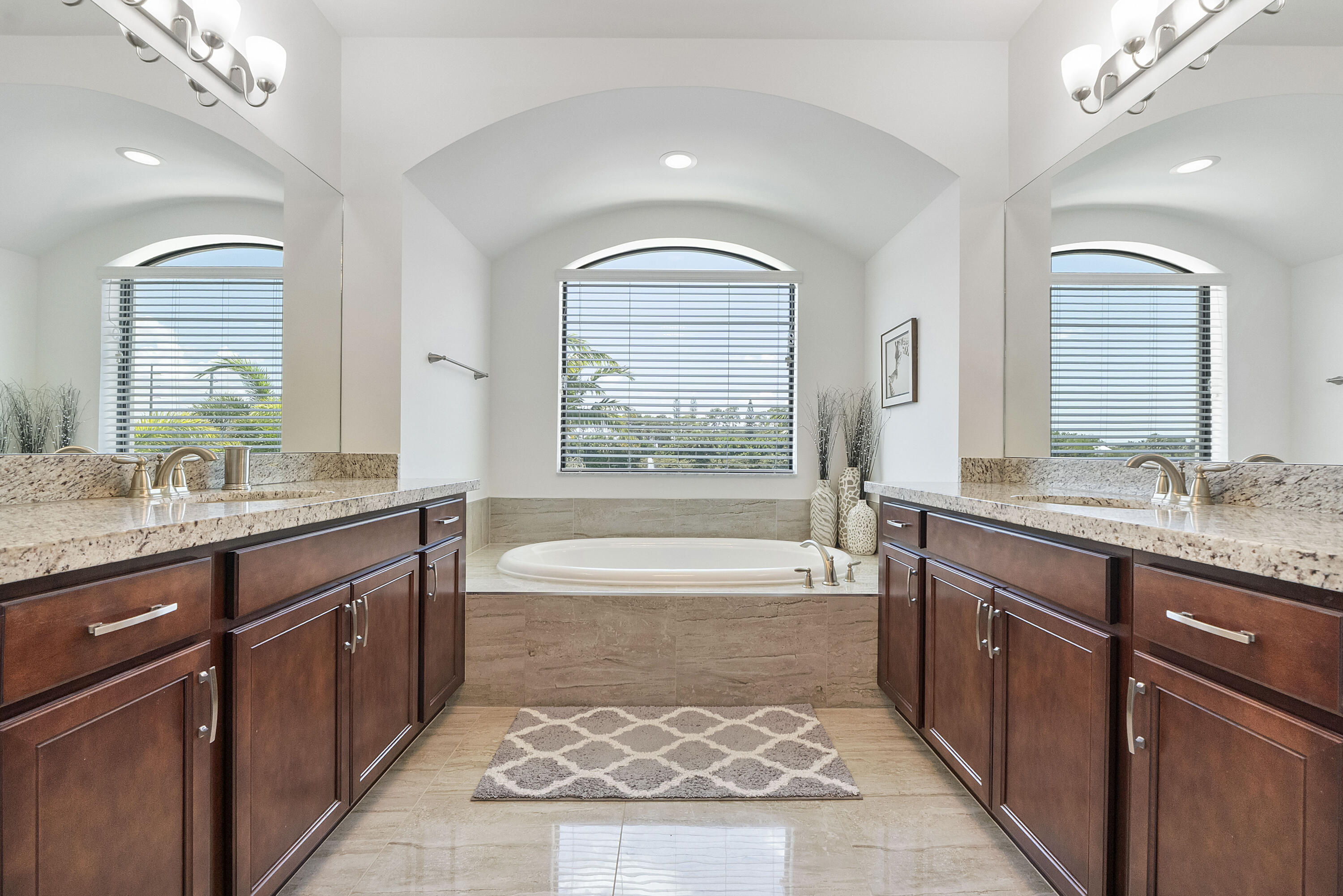 PALM MEADOWS ESTATES - Residential