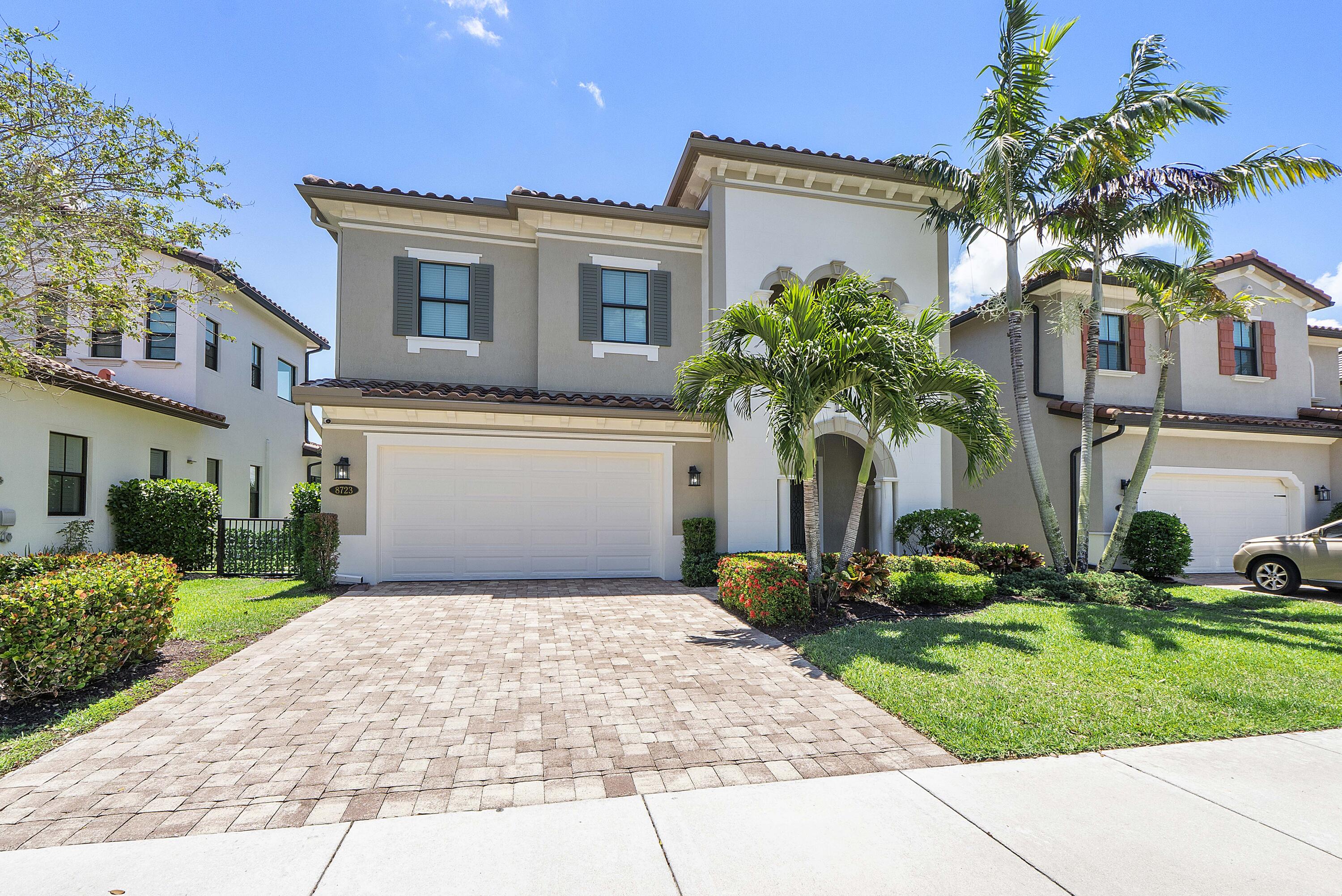 PALM MEADOWS ESTATES - Residential