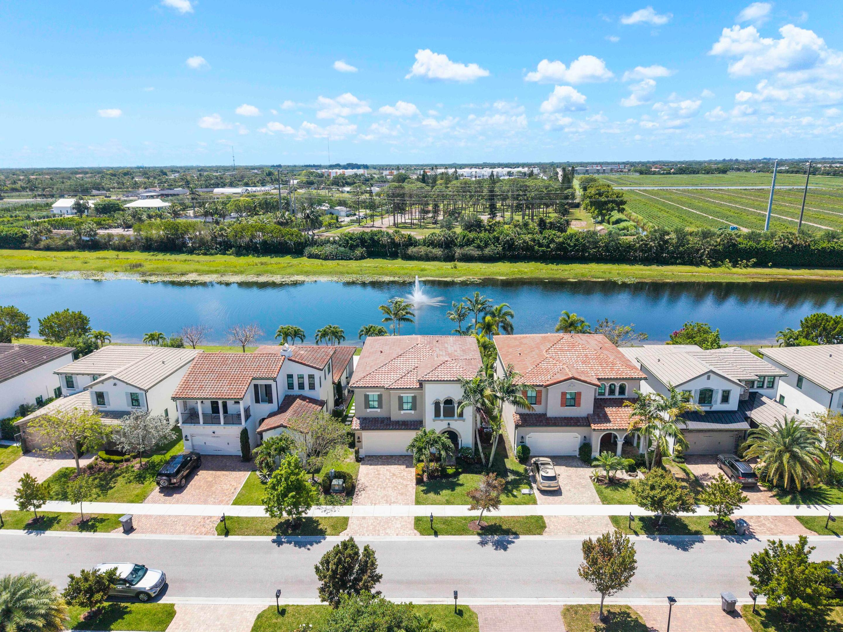 PALM MEADOWS ESTATES - Residential