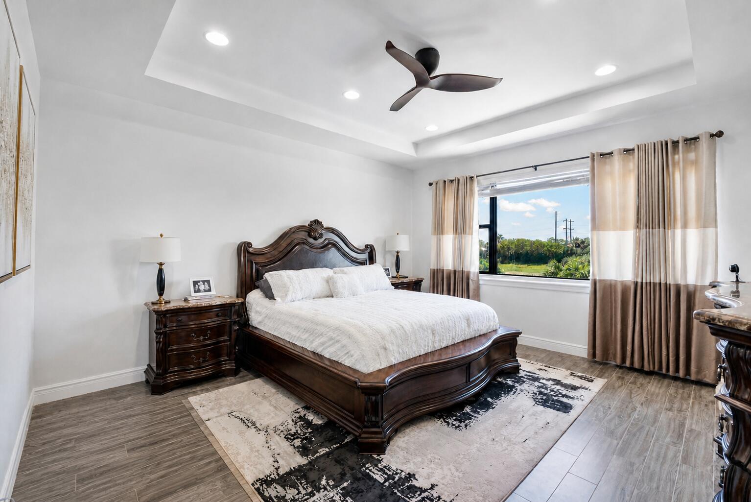 PALM MEADOWS ESTATES - Residential