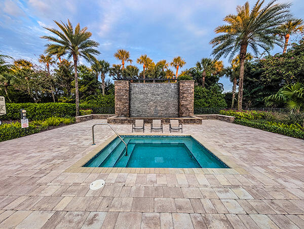 PALM MEADOWS ESTATES - Residential