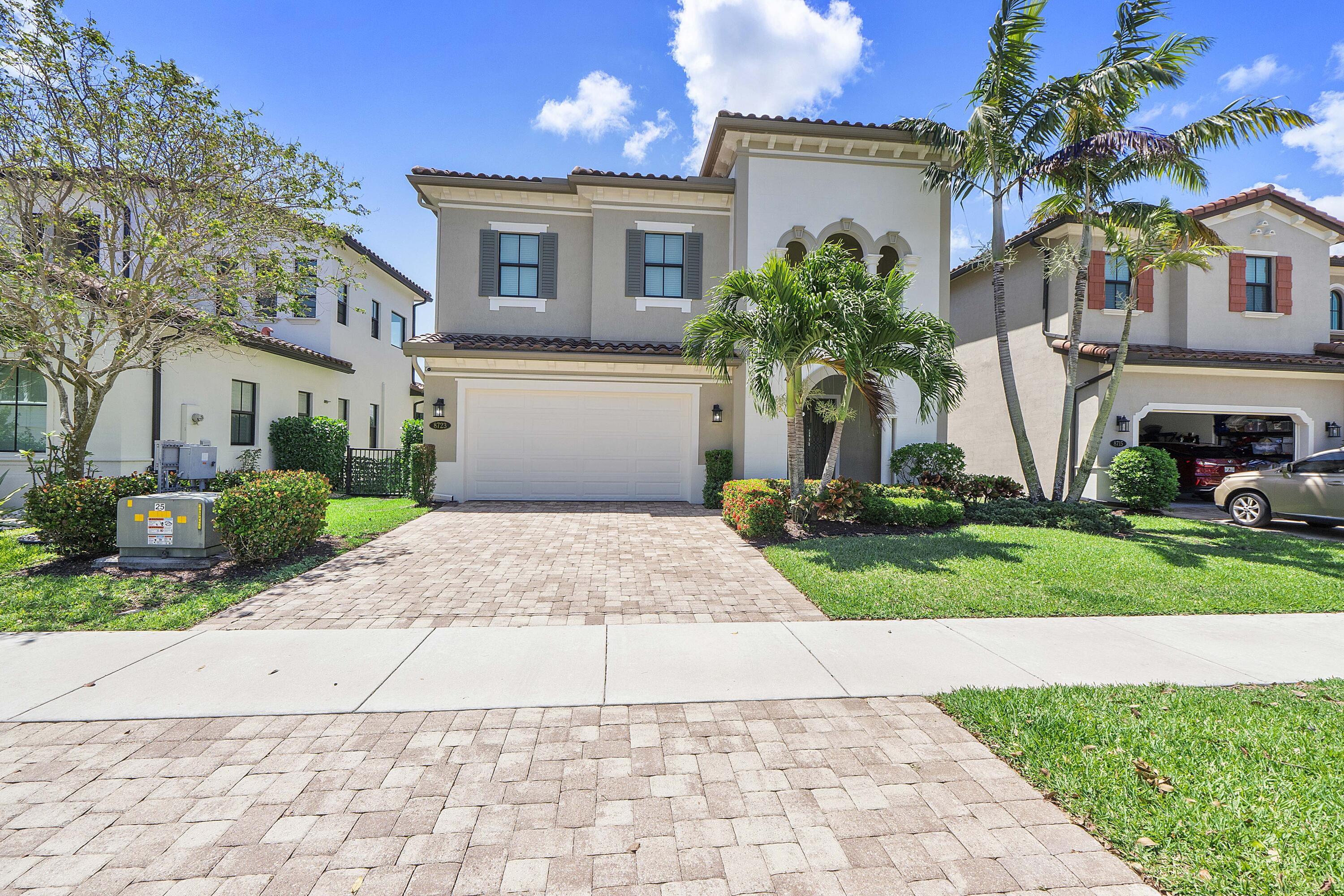 PALM MEADOWS ESTATES - Residential