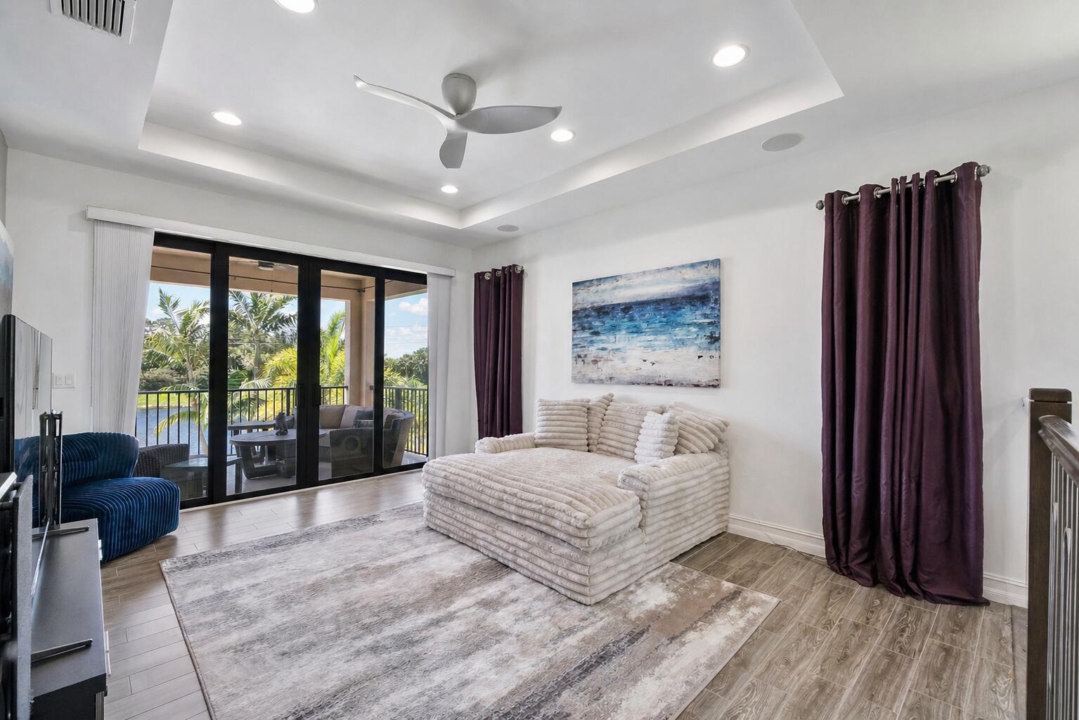 PALM MEADOWS ESTATES - Residential