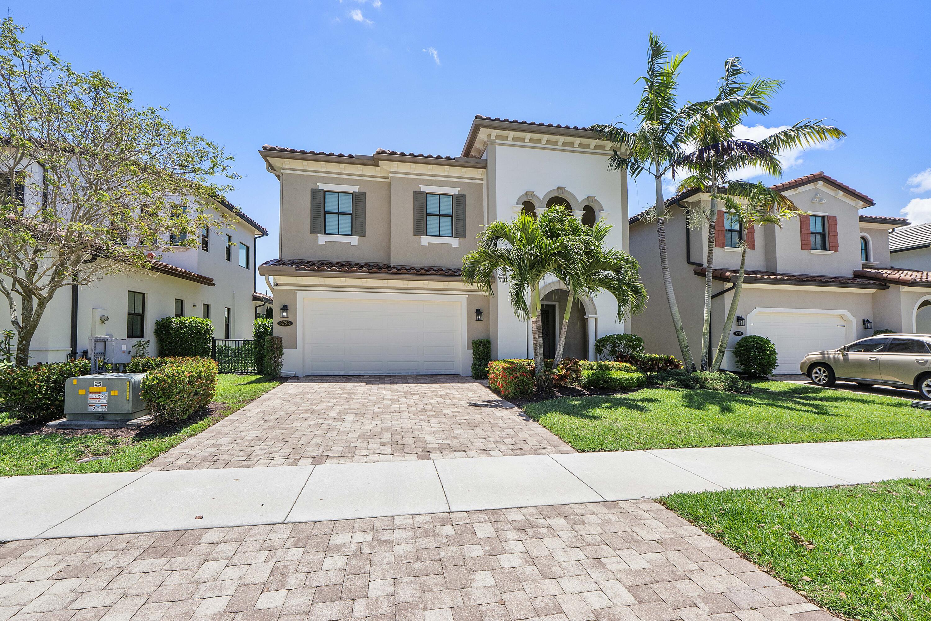 PALM MEADOWS ESTATES - Residential