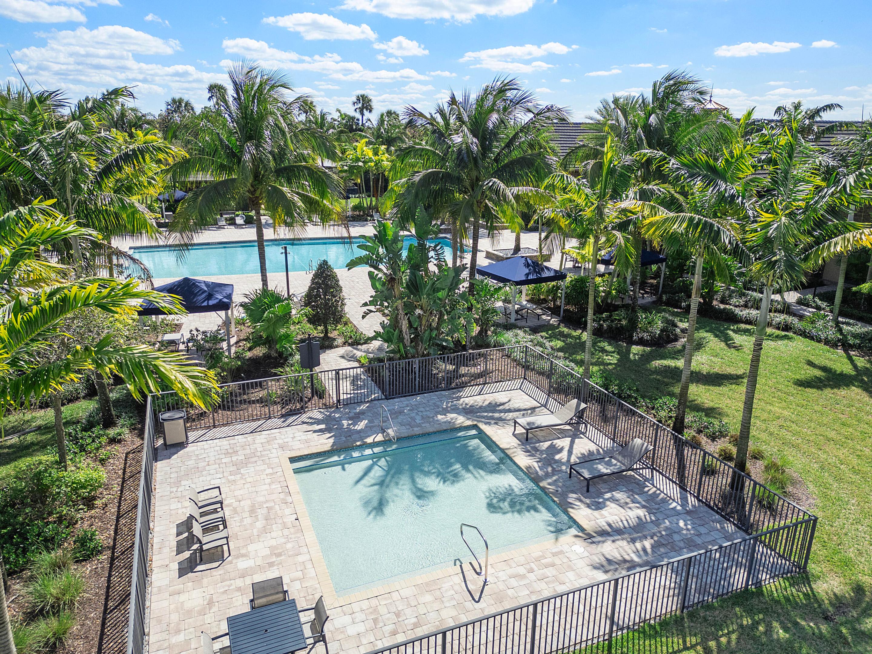 PALM MEADOWS ESTATES - Residential
