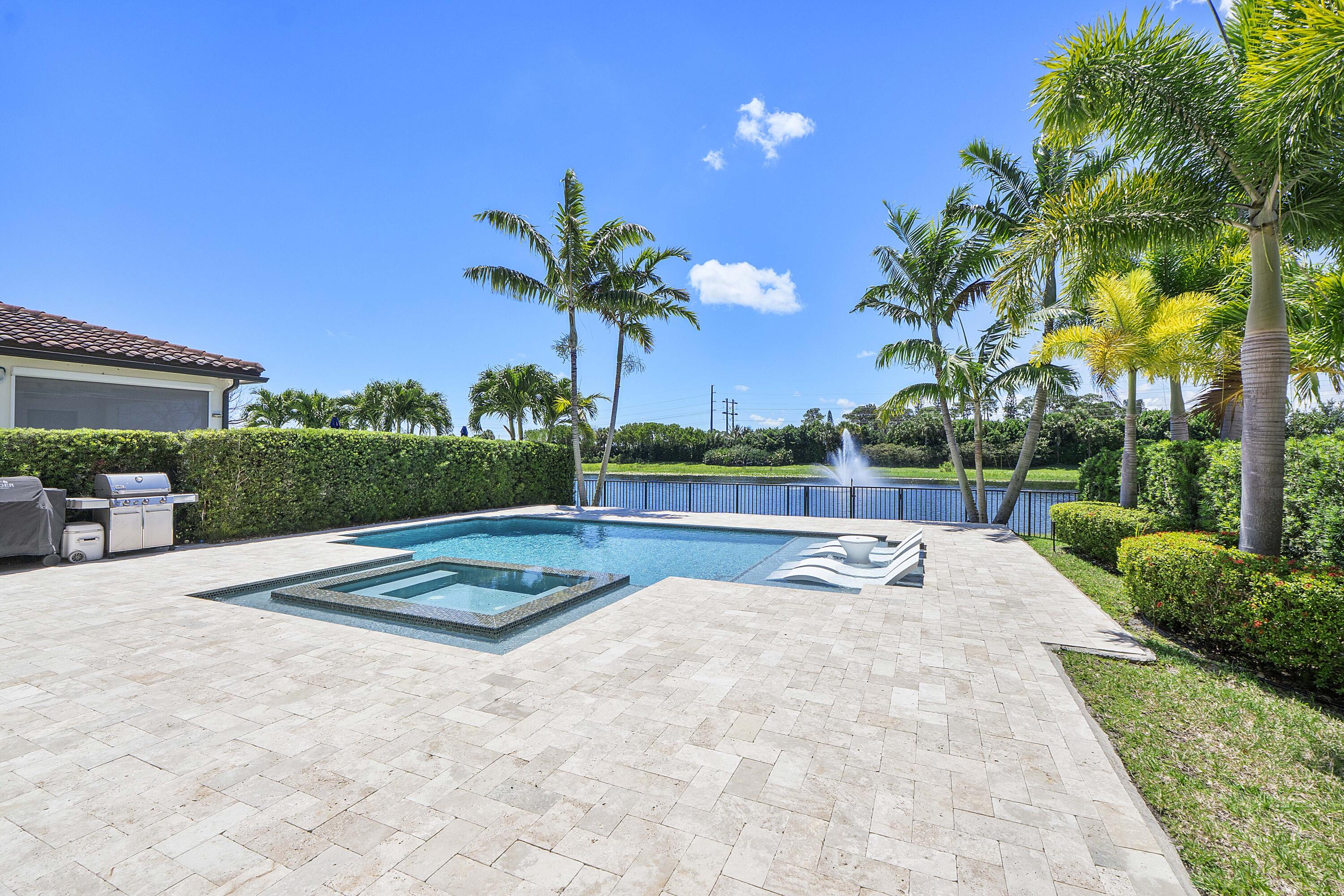 PALM MEADOWS ESTATES - Residential