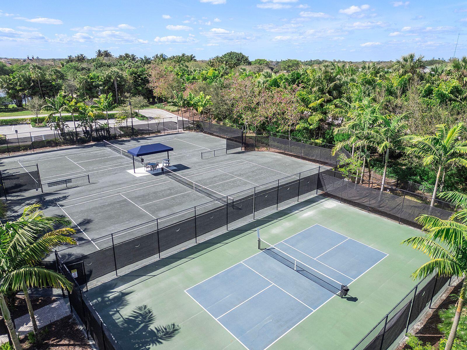PALM MEADOWS ESTATES - Residential