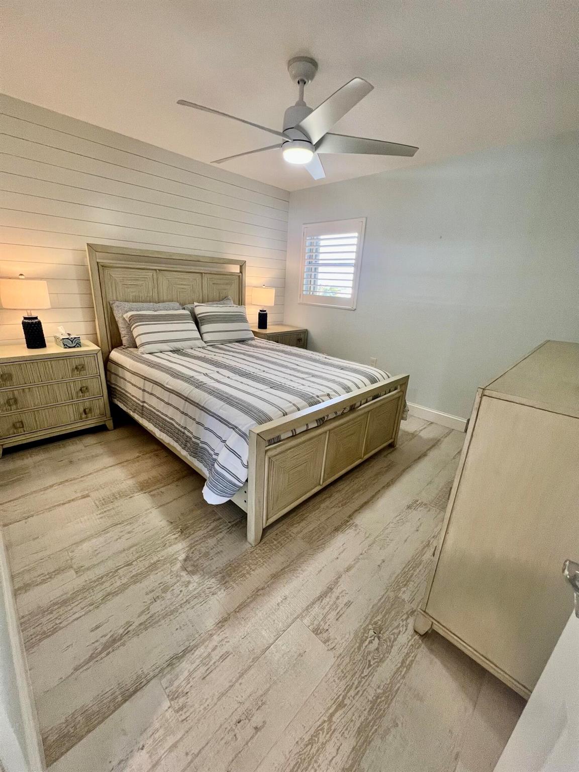 SAND DOLLAR VILLAS CONDOM - Residential Lease