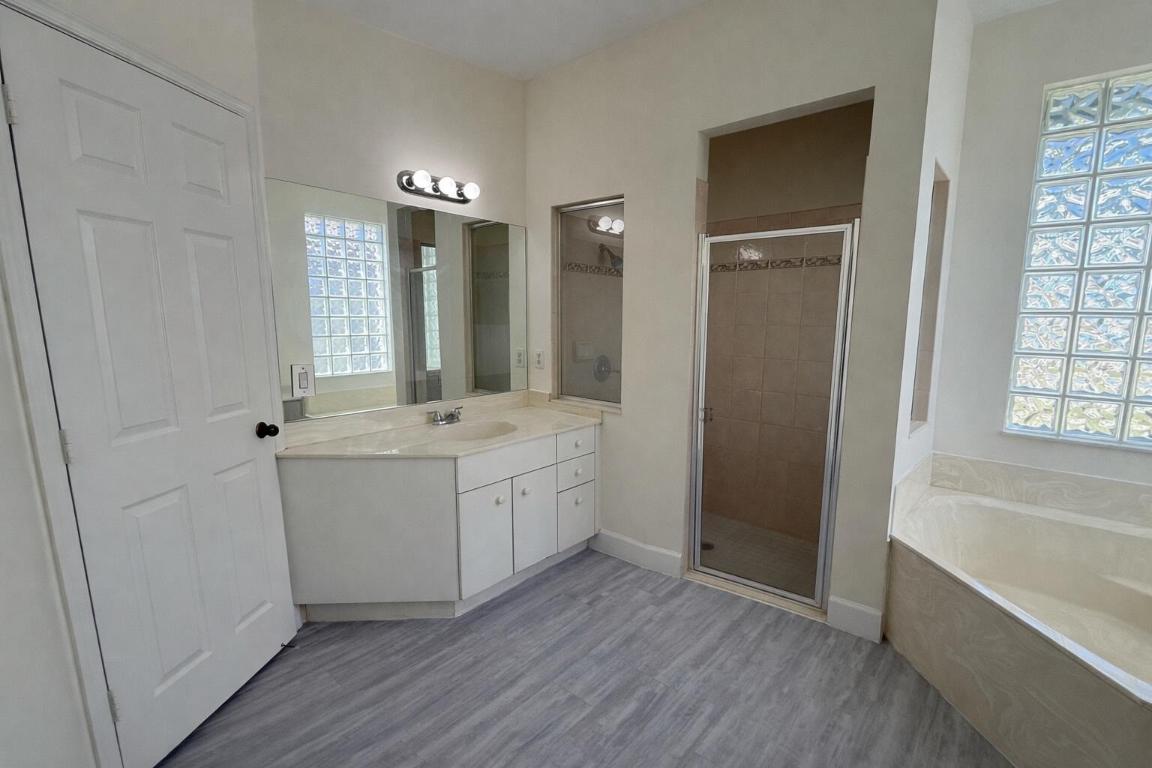 OLIVE TREE PAR 6B - Residential