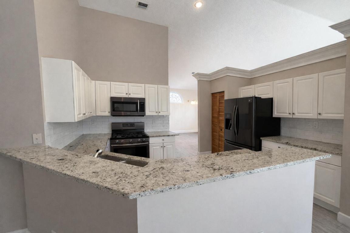 OLIVE TREE PAR 6B - Residential