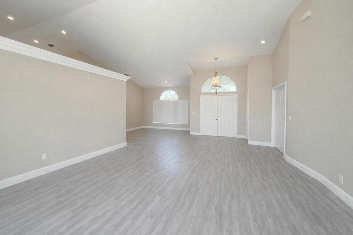 OLIVE TREE PAR 6B - Residential