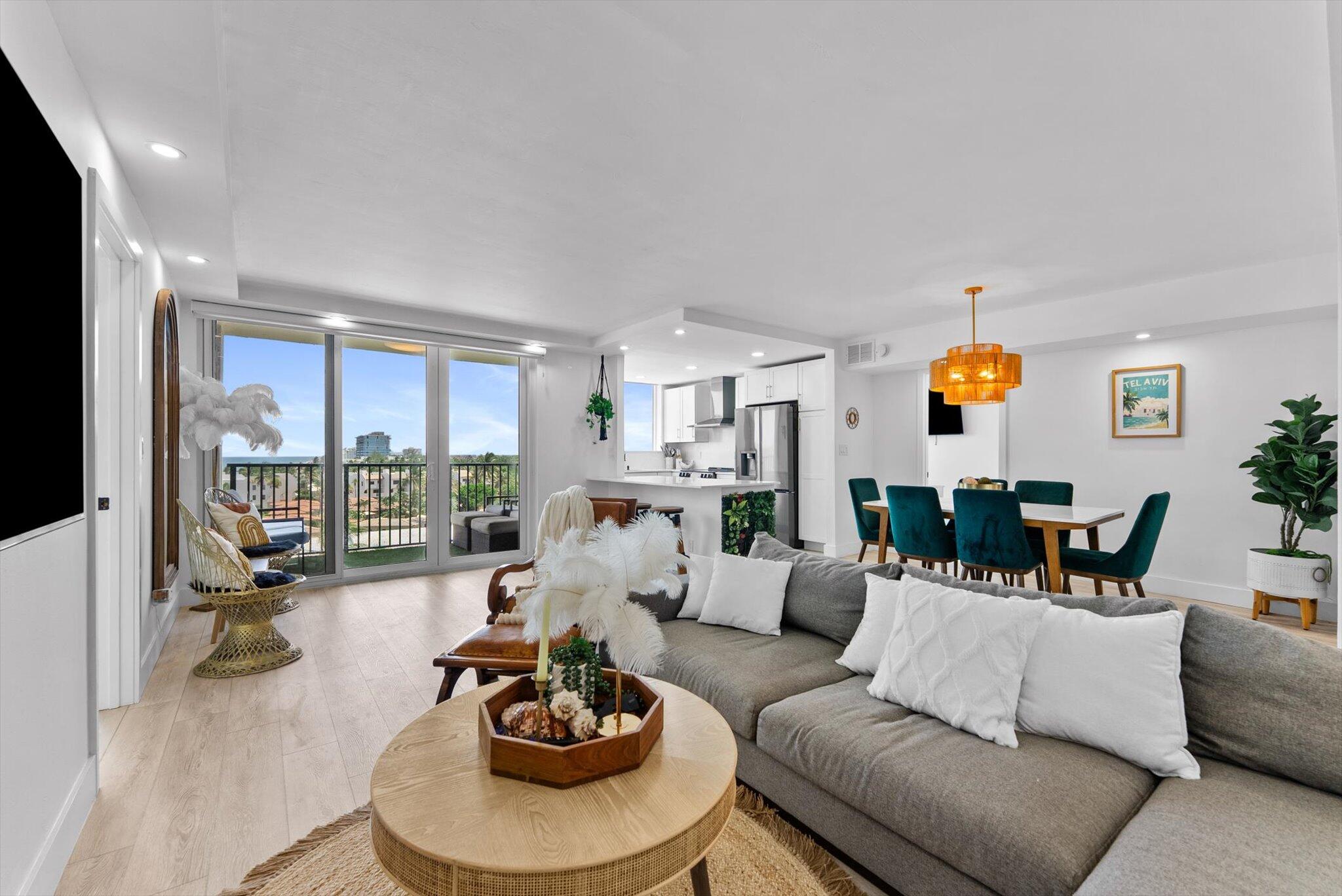 1237 HILLSBORO MILE 604, Hillsboro Beach, FL, 33062/$695,000 4 1237 HILLSBORO MILE 604