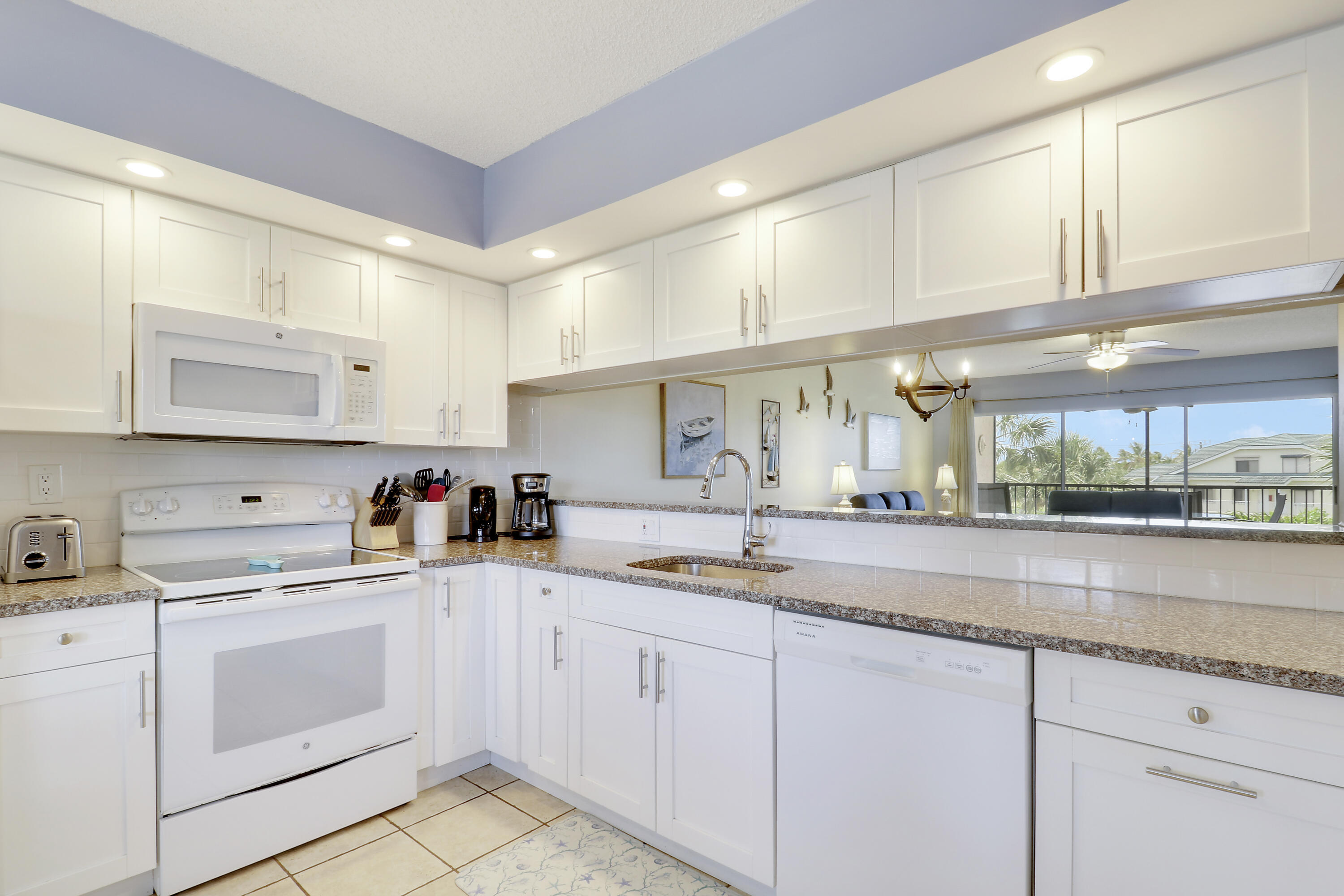 JUPITER BAY EAST CONDO - Residential Lease