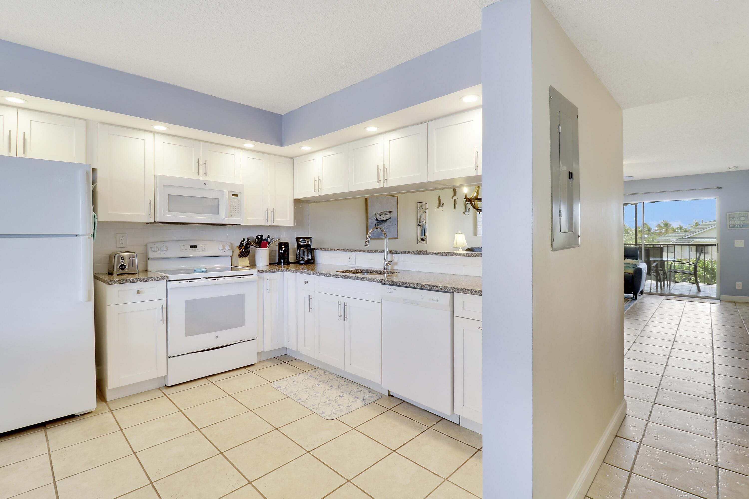 JUPITER BAY EAST CONDO - Residential Lease