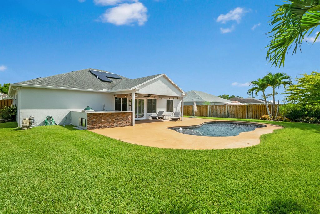 Photo of 6162 NW Deville Circle, Port Saint Lucie, FL 34953 (MLS # R11003733)