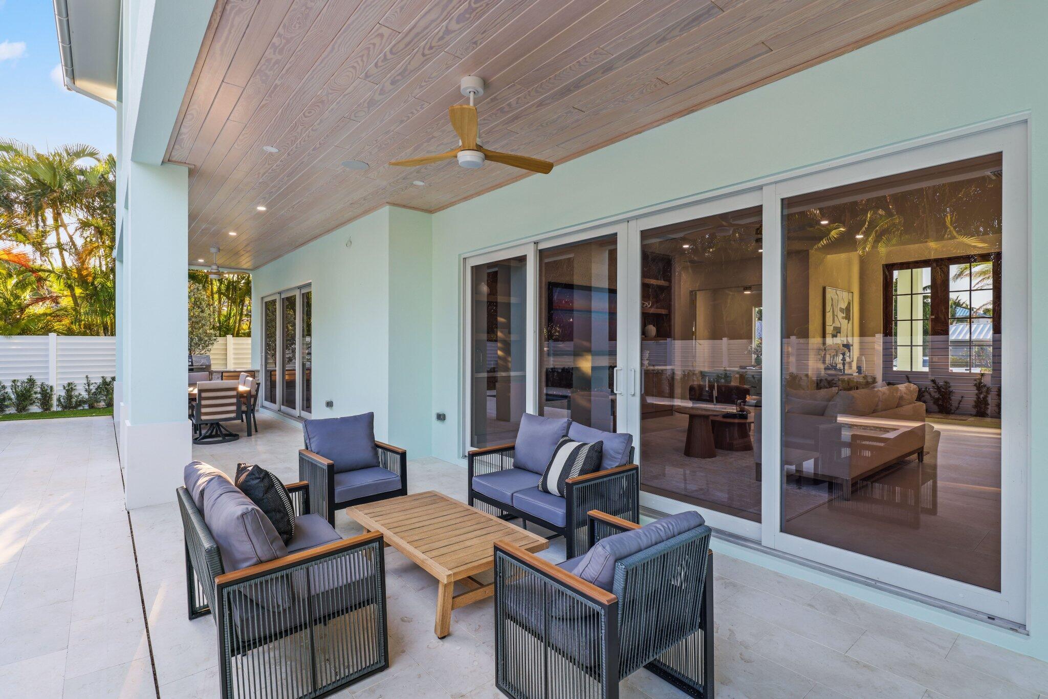 PALM BEACH ISLES 1 - Residential