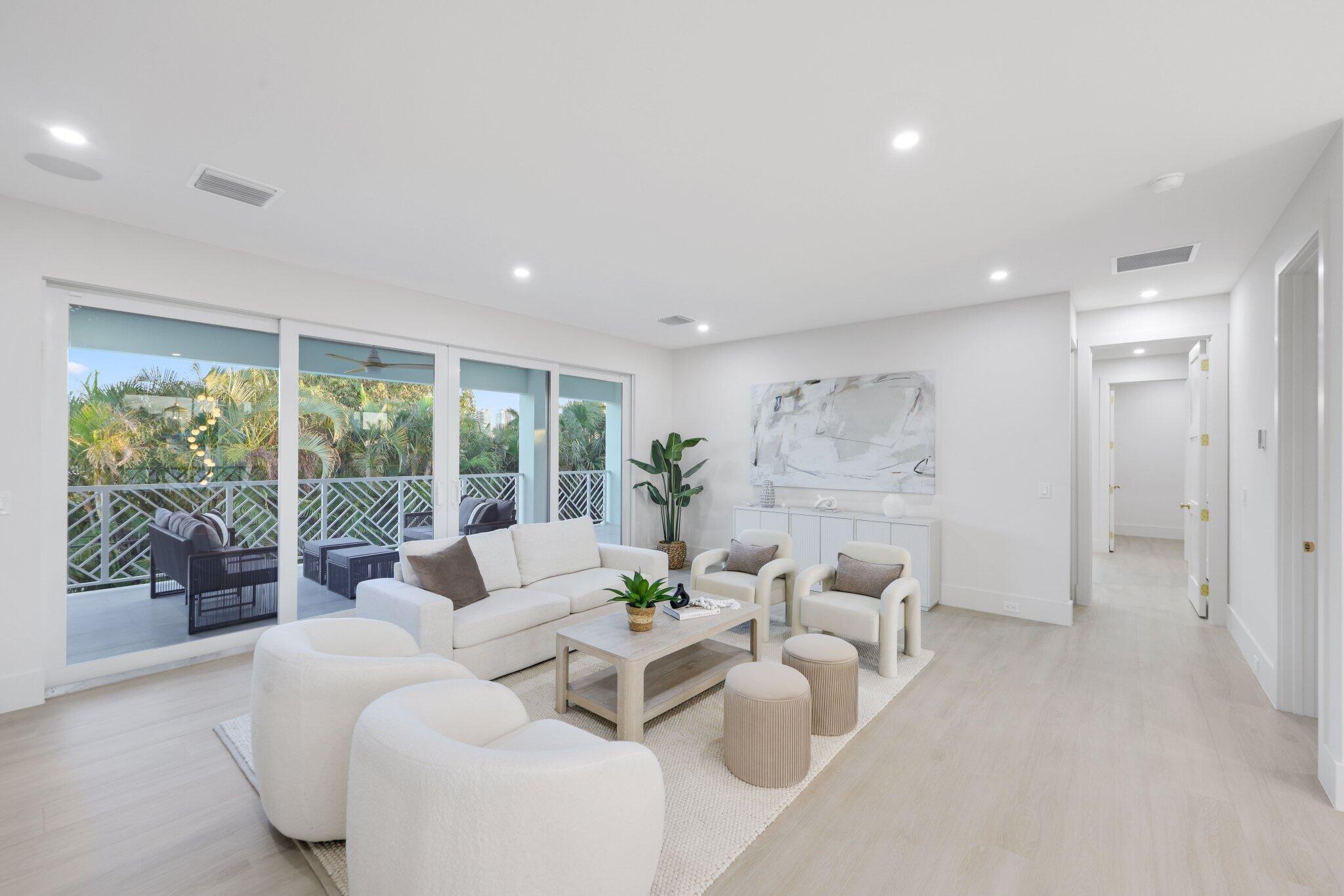PALM BEACH ISLES 1 - Residential