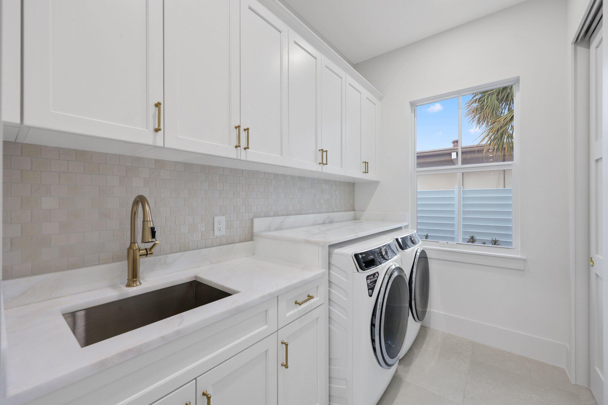 PALM BEACH ISLES 1 - Residential