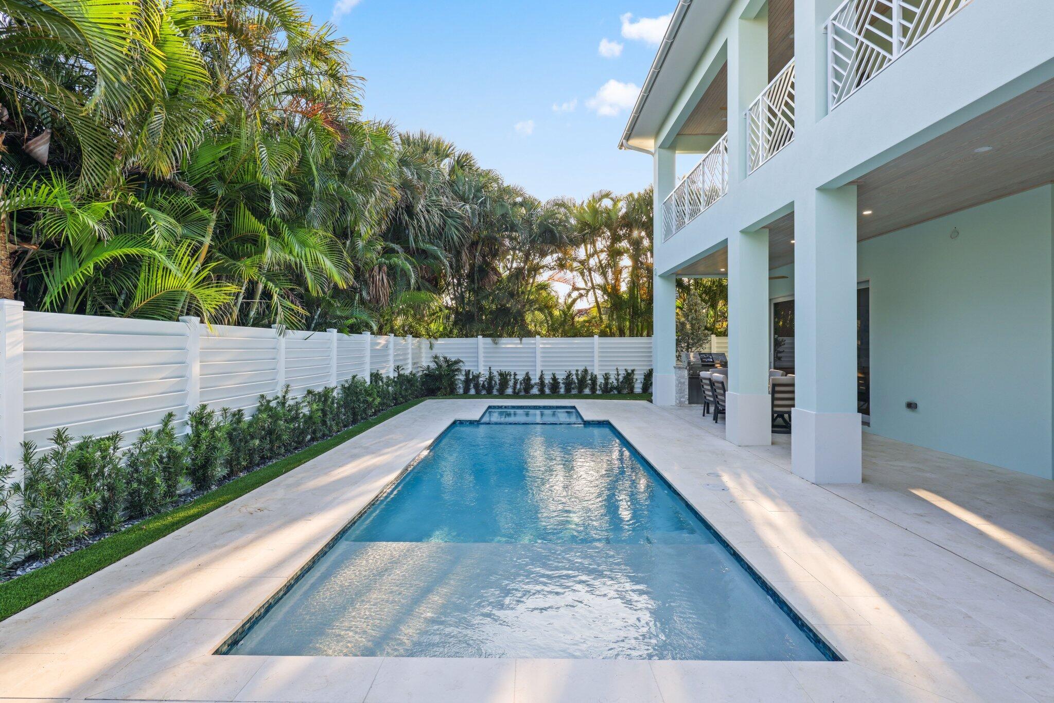 PALM BEACH ISLES 1 - Residential