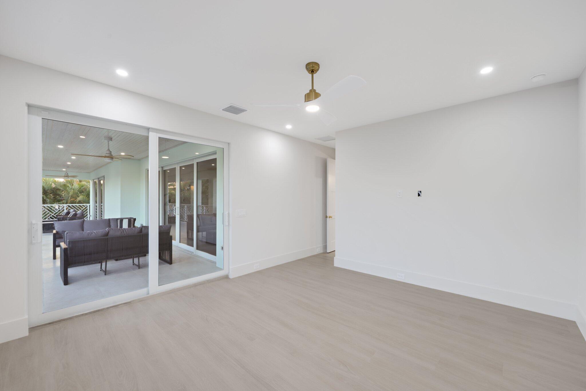 PALM BEACH ISLES 1 - Residential