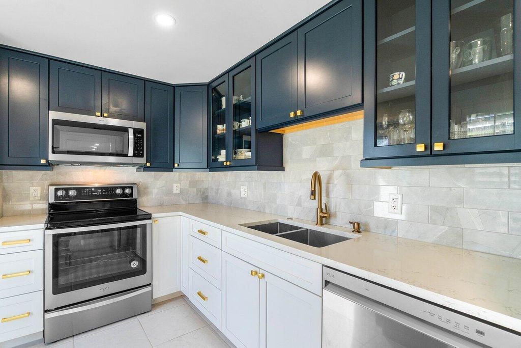 Photo of 4249 Quail Ridge Drive #Sandpiper, Boynton Beach, FL 33436 (MLS # R10934098)