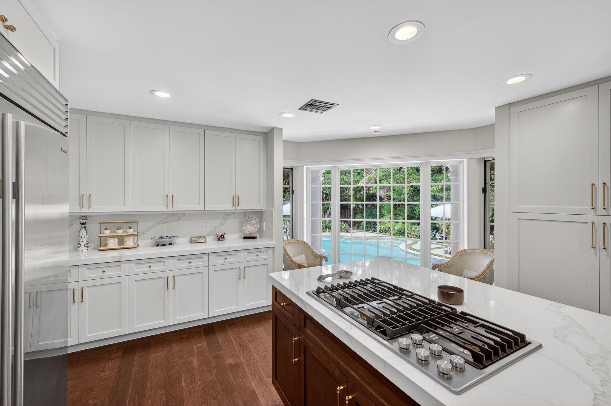2616 ACACIA Court