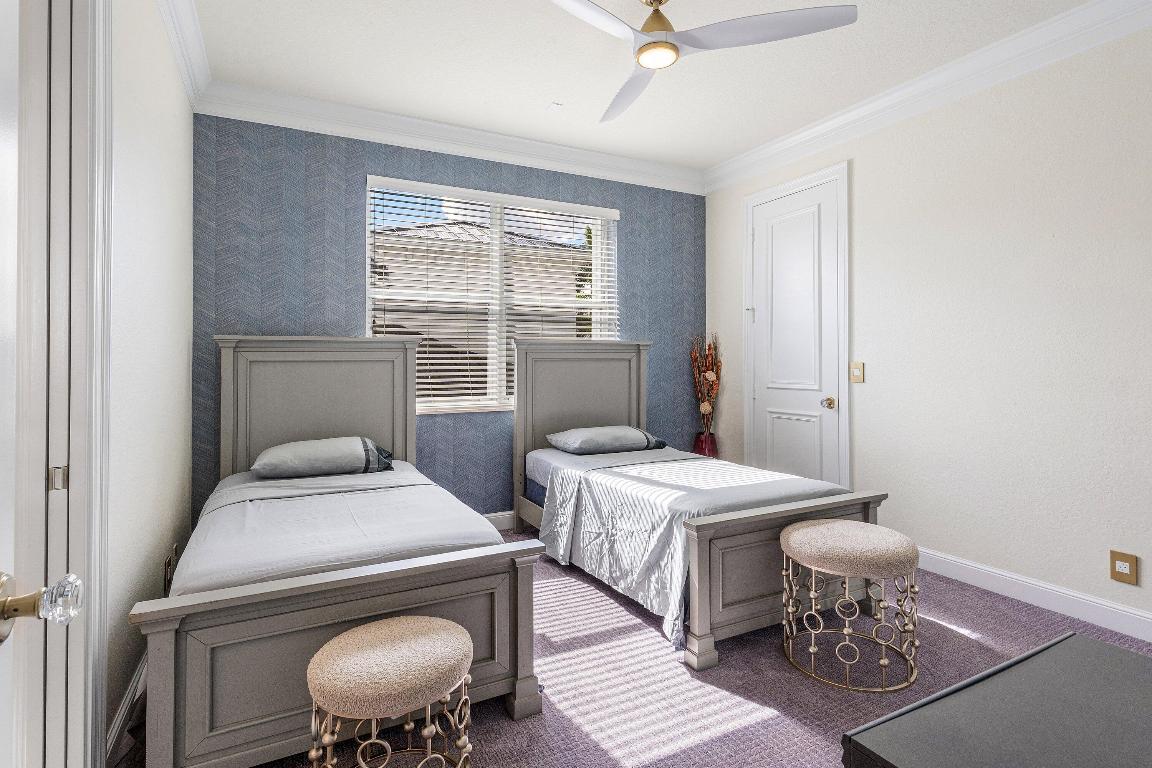 BRISTOL POINTE - Residential