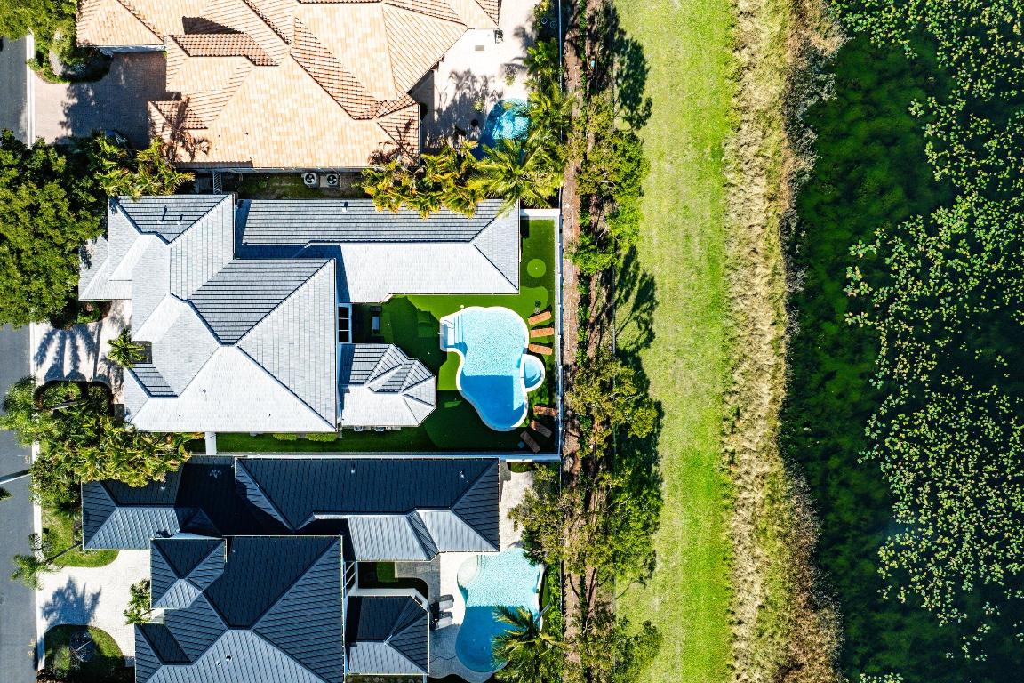 BRISTOL POINTE - Residential