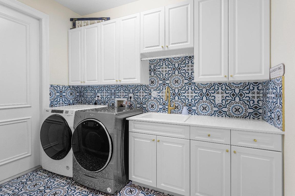 BRISTOL POINTE - Residential